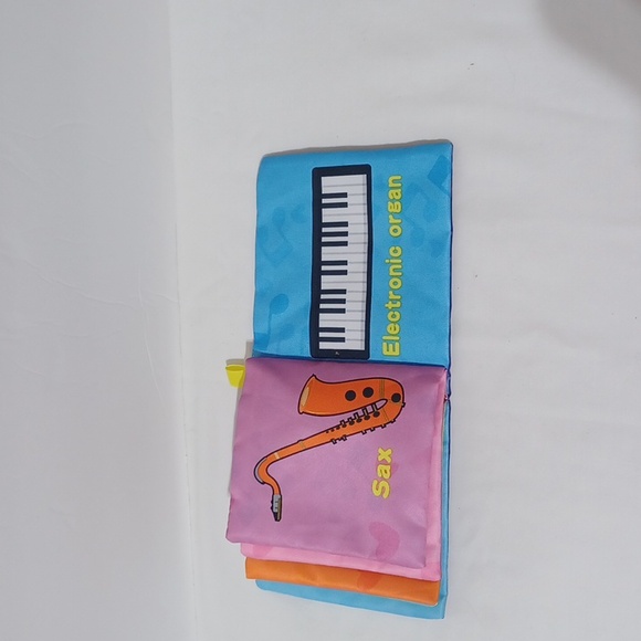 Cribmates Baby Fabric Books Set of 3 Unicorns, Animal, Musical Instruments - Picture 11 of 11